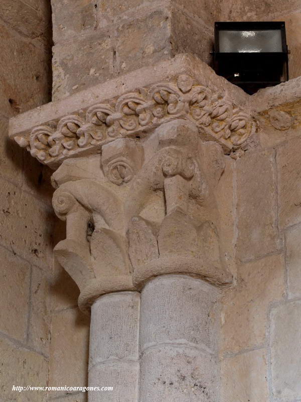 CAPITEL DEL ARCO TRIUNFAL